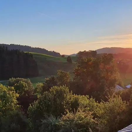 Traumhafter Bergblick Im Allgaeuer Luftkurort * Buchenberg (Bavaria)