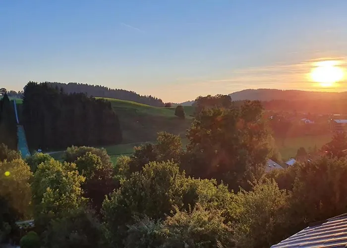 Traumhafter Bergblick Im Allgaeuer Luftkurort * Buchenberg (Bavaria)